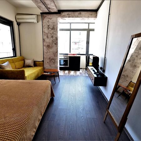 Stylish 1-Bedroom In Tirana #2 외부 사진