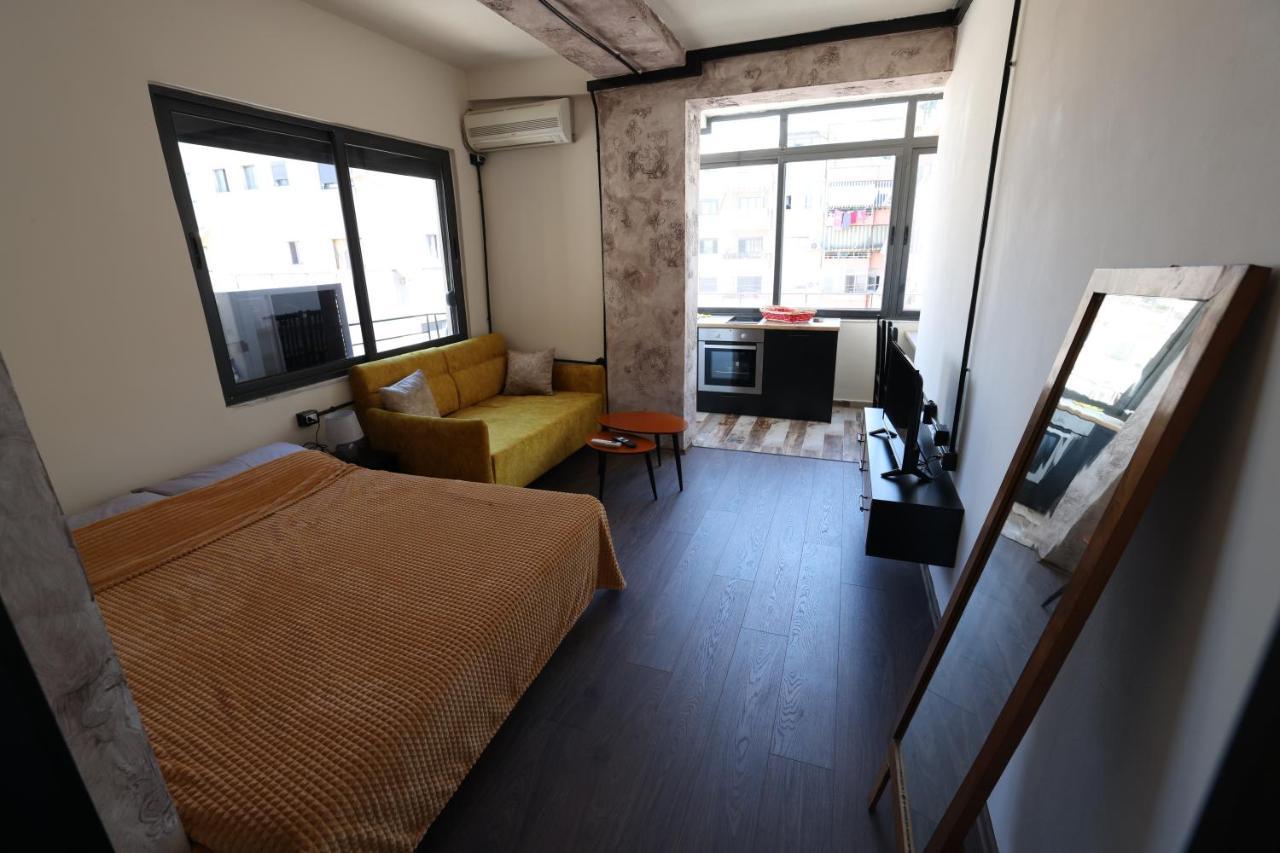 Stylish 1-Bedroom In Tirana #2 외부 사진